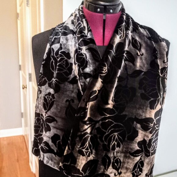 Set of 2 Collection XIIX Silk Velvet Floral Scarves - Picture 2 of 7